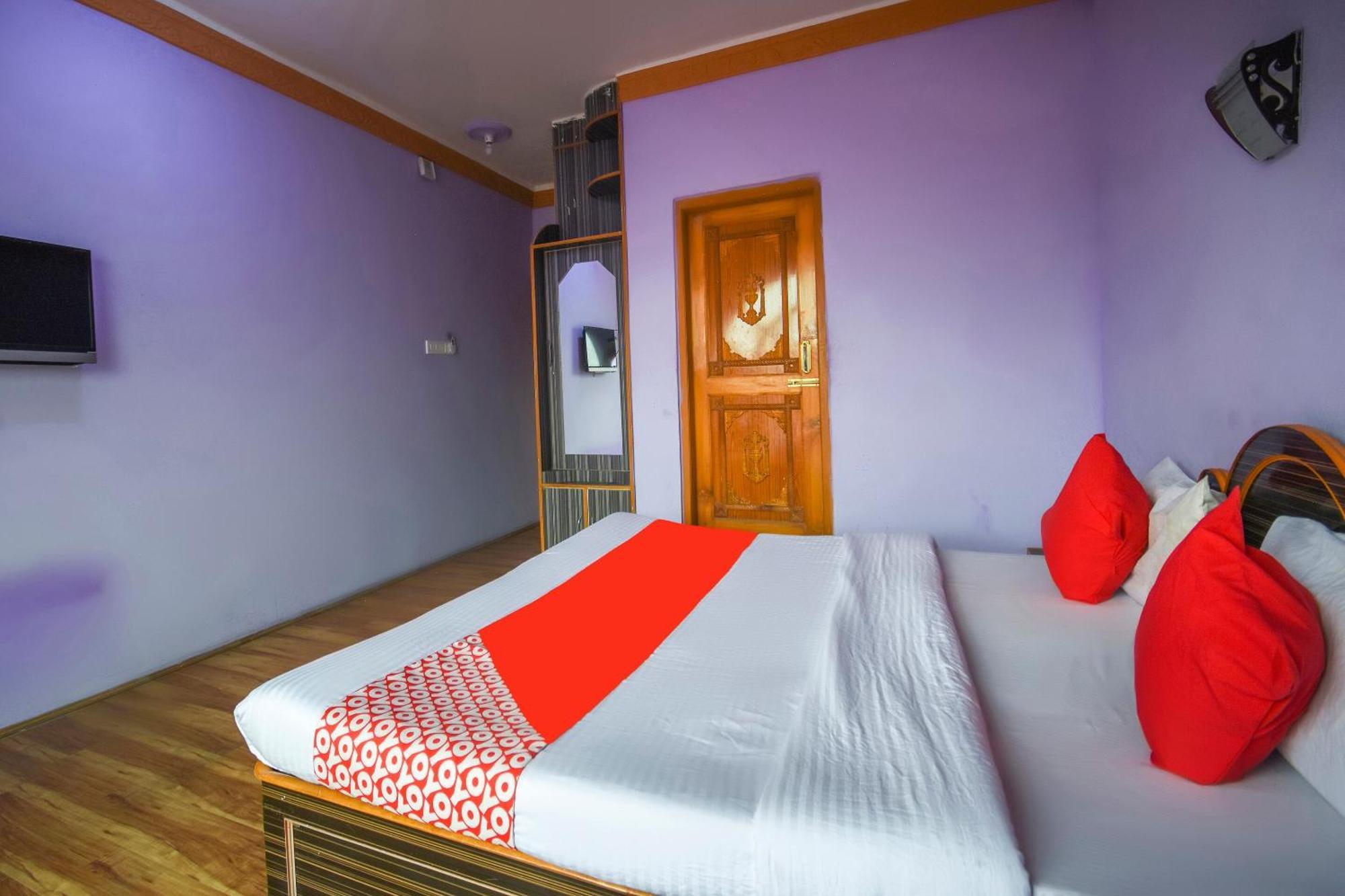 Oyo Hotel New Divine Kashmir Durgjan Eksteriør bilde