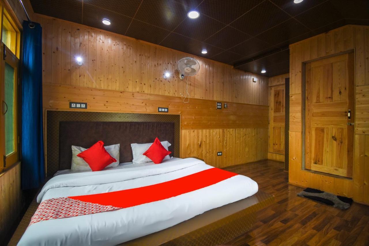 Oyo Hotel New Divine Kashmir Durgjan Eksteriør bilde